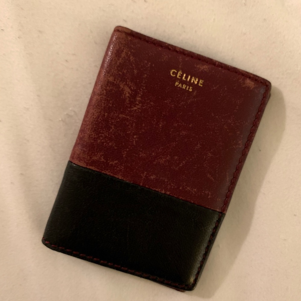 Celine cardcase burgandy/black